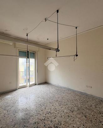 3 LOCALI A MARANO DI NAPOLI