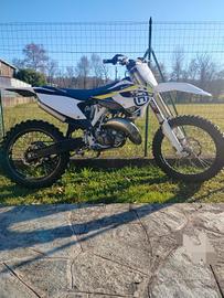 moto Husquarna TC 125  2014