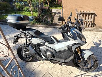 Honda XADV 750 full optional con carica Cell,caric