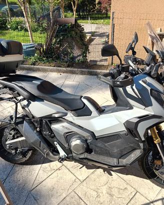 Honda XADV 750 full optional con carica Cell,caric