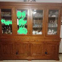 Credenza in stile