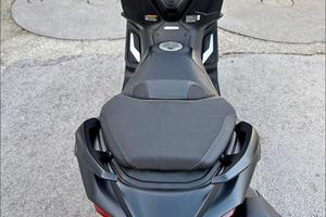 Tmax 560 2023