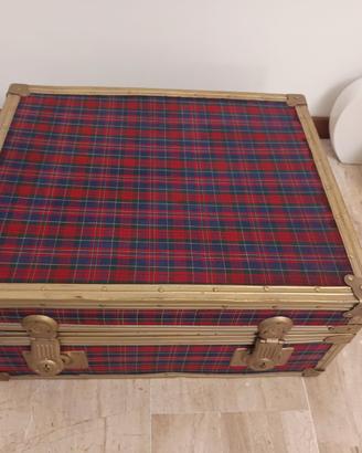 Baule da viaggio vintage in stile scozzese (tartan
