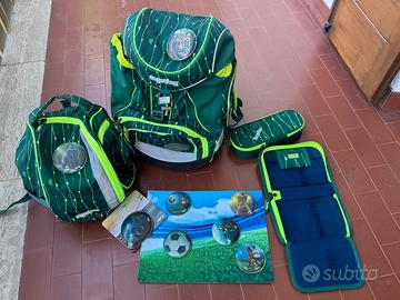 Cartella scuola Ergobag con set completo