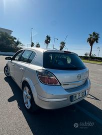 Opel  astra 1.7