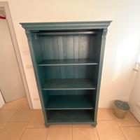 Libreria antica verde in legno