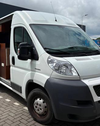 Van camperizzato peugot boxer L2H2