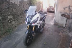 Honda Xadv 750 SE