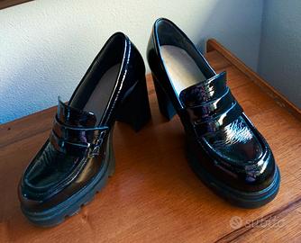 Scarpa donna con tacco