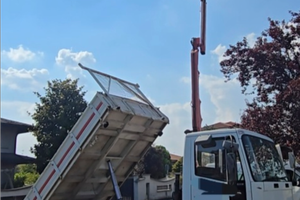 Iveco Eurocargo 80E18 rib trilaterale+gru Euro5