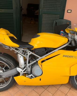 Ducati 749