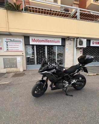 Bmw F 900 XR triple black