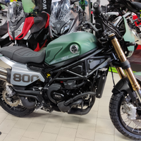 Benelli Leoncino 800 BLACK FRIDAY