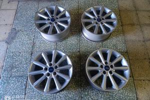 Cerchi in lega Ford 7J-16