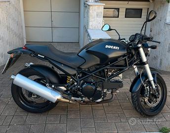 Ducati monster 695