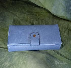 portafoglio grande azzurro per donna