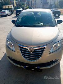 Lancia Ypsilon gold 1,3 MTJ full optional 2011