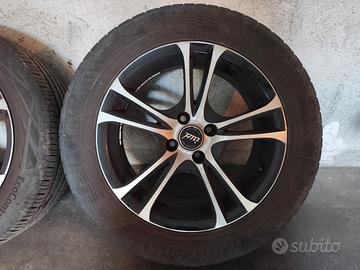 4 cerchi in lega  R16 e 4 pneumatici Continental
