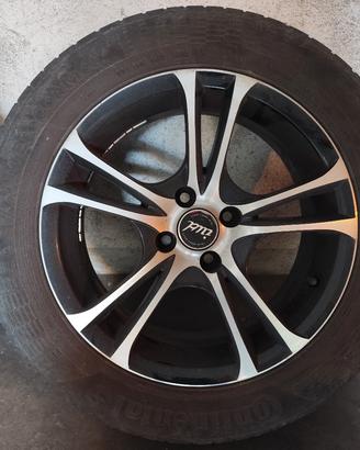 4 cerchi in lega  R16 e 4 pneumatici Continental