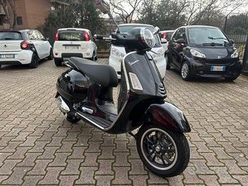 Vespa 310 GTS hpe Super nuova da immatricolare