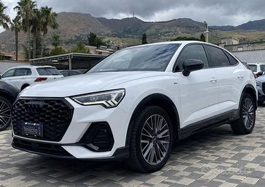 Audi Q3 SPB S Line interno ed esterno 2.0 TDI...