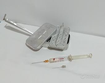 SIRINGA VINTAGE IN VETRO CON BOLLITORE