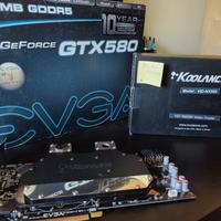 EVGA GTX 580 3GB RAM (ventole + liquido)