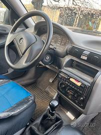 Auto Opel Astra
