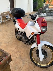 Honda Dominator 650 1995