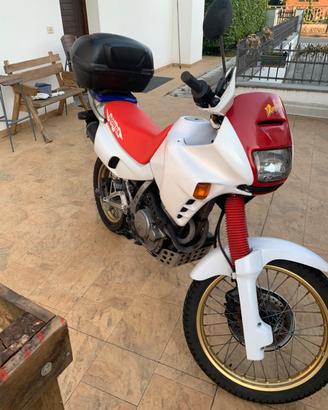 Honda Dominator 650 1995