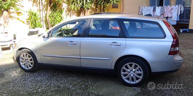 Volvo V50 2.0