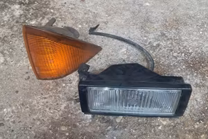 faro fendinebbia e freccia alfa 75