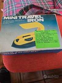 ferro da stiro da viaggio  nuovo 