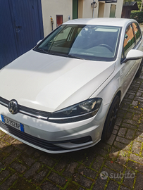 Volkswagen Golf 7.5 1.6 tdi 90 cv Neopatentati