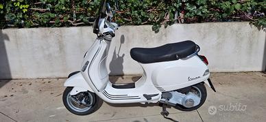 VESPA LX 125 i.e. 