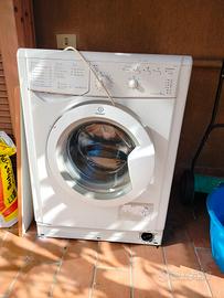 lavatrice Indesit mod.IWB 5065 
