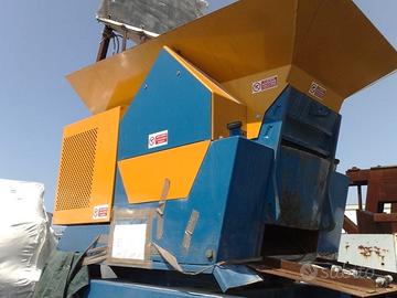 Mini frantumatore usato