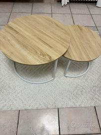 Coppia di tavolini da salotto moderno