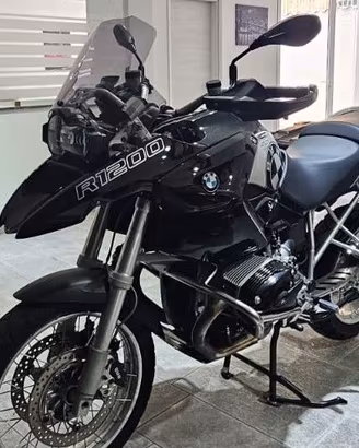 ricambi bmw GS 1200 LEGGI  CHIAMA NO MESSAGGI