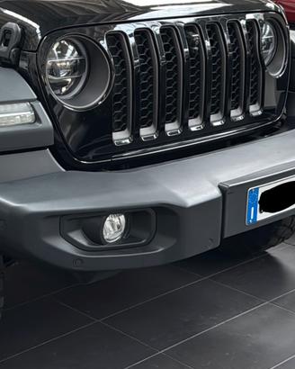 Paraurti jeep wrangler jl