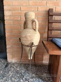 Anfora romana in terracotta con piedistallo h 1.10