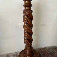 Colonna in legno porta vaso