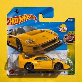 Hot Wheels Ferrari F40 Competizione Giallo Modena