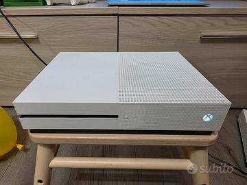 Xbox One S  Model 1681 Difettoso 