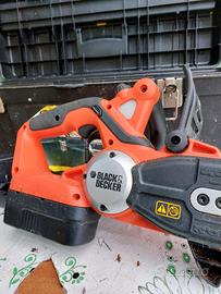 MOTOSEGA DA POTA A BATTERIA