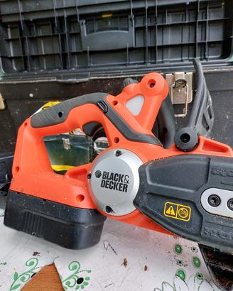 MOTOSEGA DA POTA A BATTERIA