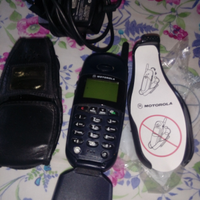 Telefono Motorola con sportellino