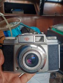 Macchina fotografica analogica vintage agfa HD 376