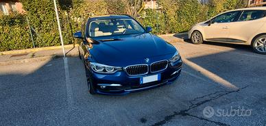 BMW 320D Touring - Vers. Luxury