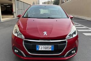Peugeot 208 del 2017, comoda ed efficiente